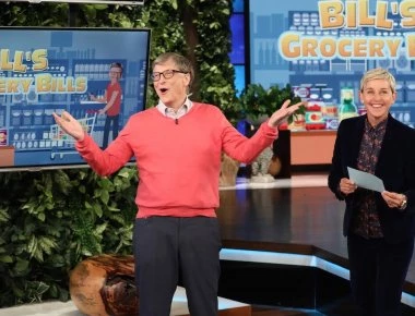 Τα προβλήματα του Μπιλ Γκέιτς: Ο πλουσιότερος άνθρωπος του κόσμου μαντεύει πόσο κάνουν τα ψώνια του σούπερ μάρκετ!